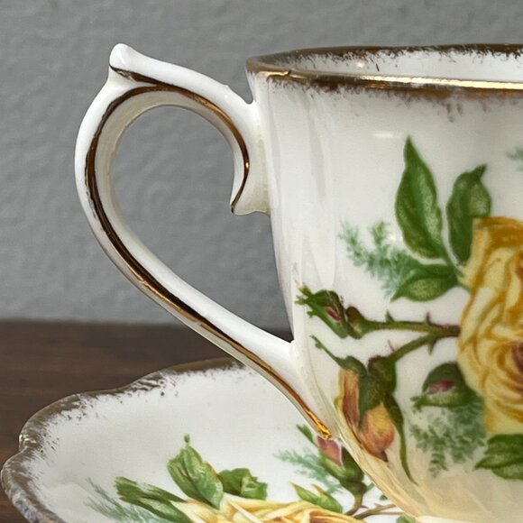 Royal Albert England Bone China Cup & Saucer Yellow Tea Rose Reg.№ 839056 1940s - Picture 6 of 15
